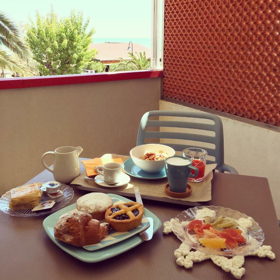 Sulmare Alba Adriatica住宿加早餐旅馆 外观 照片